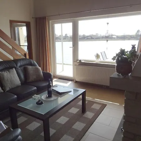 Eul A9 At The Comfortable *